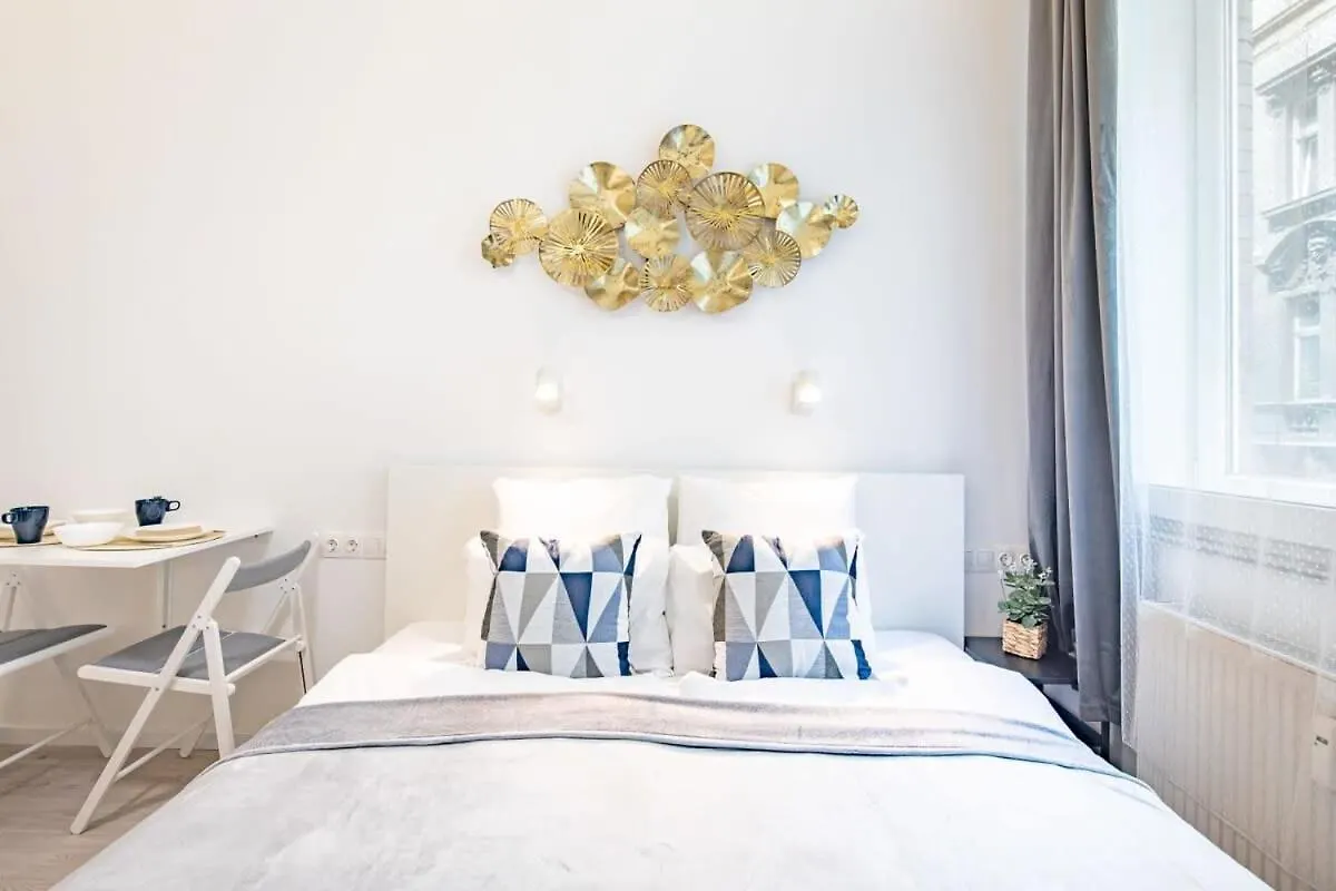 Ultra Central - New - Comfy Studio Budapest Hungary