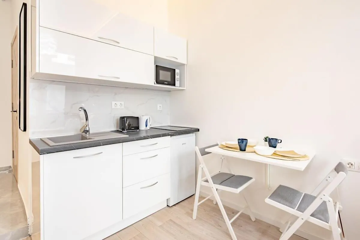 Apartment Ultra Central - New - Comfy Studio Budapest
